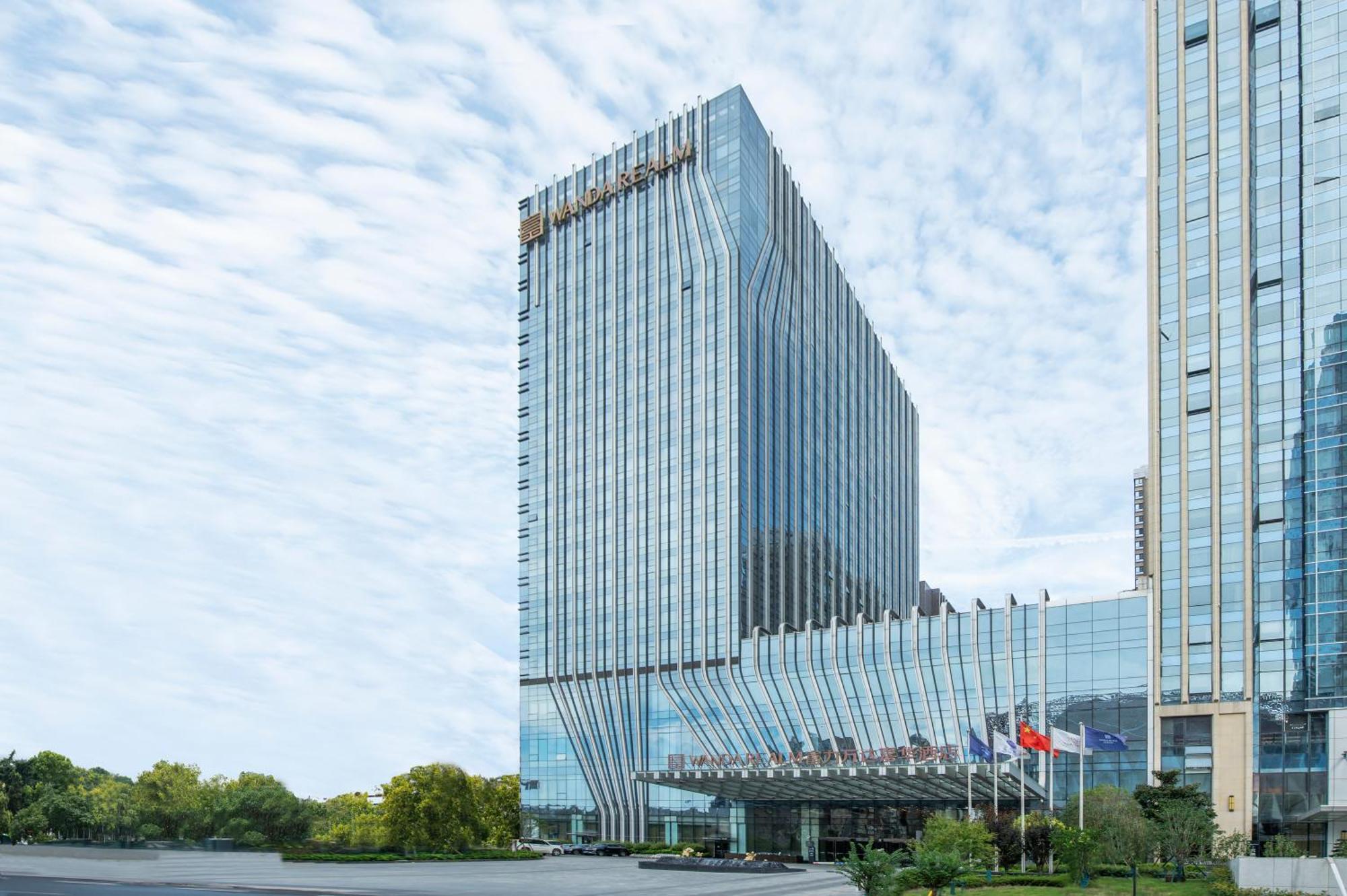 Wanda Realm Wuhan Exterior foto